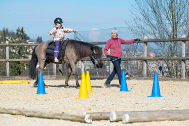 Heilpädagogisches Reiten