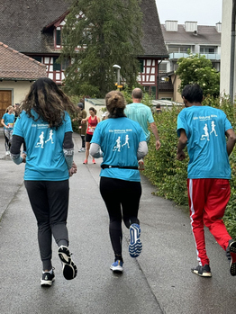 Kinder am spielen - Stiftung Bühl